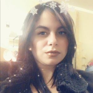 Meet your Posher, Yarelis